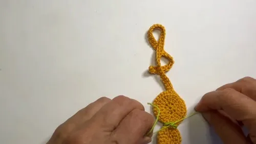 Crochet cat bookmark pattern for book lovers — photo 2