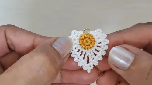 Crochet Motif Earrings Pattern: Delicate Thread Jewelry — photo 3