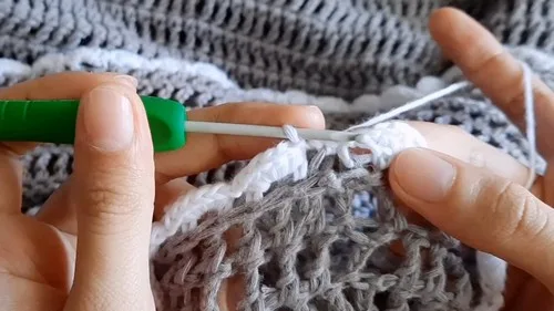 Crochet Shell Stitch Peplum Top & Dress Pattern for Summer — photo 3
