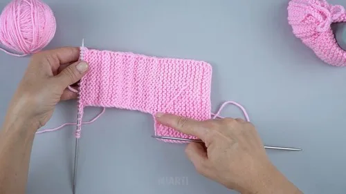 Crochet simple baby slippers for cold weather — photo 4
