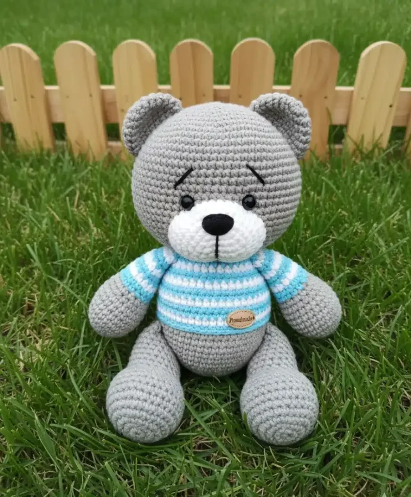 Crochet a teddy bear amigurumi step by step